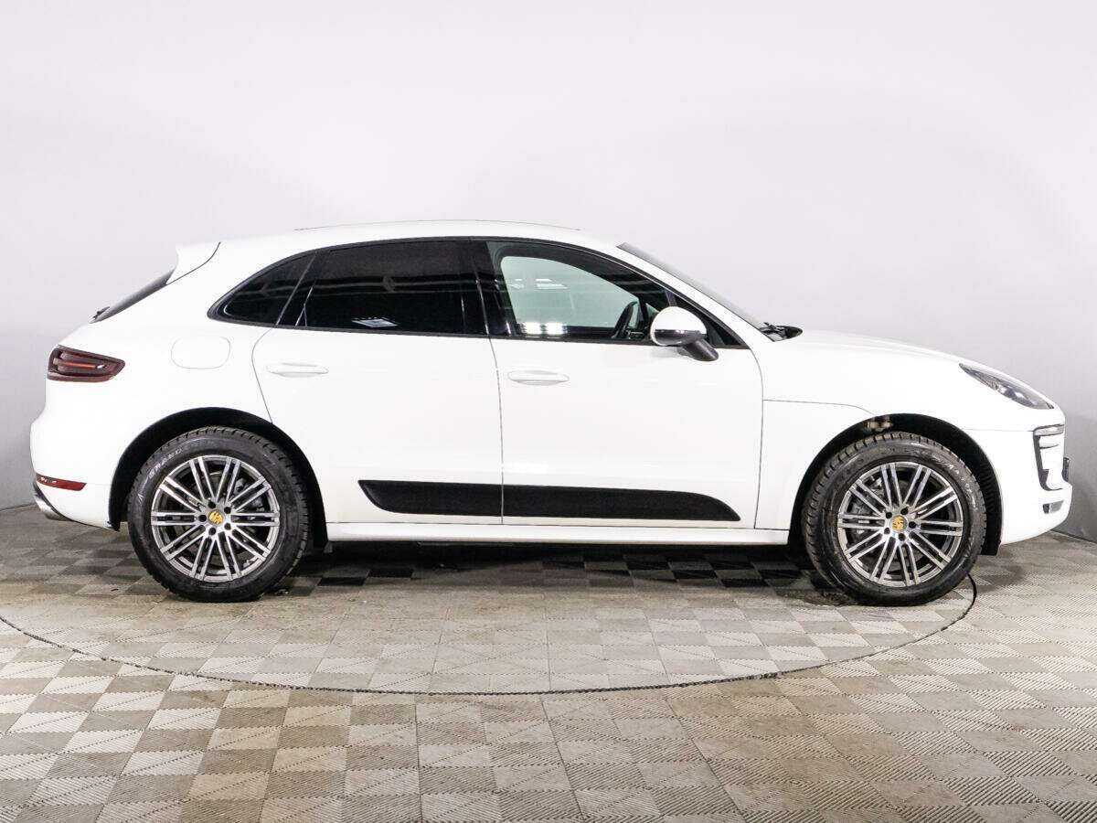 Porsche Macan с пробегом — 2015 год. Фото: #3