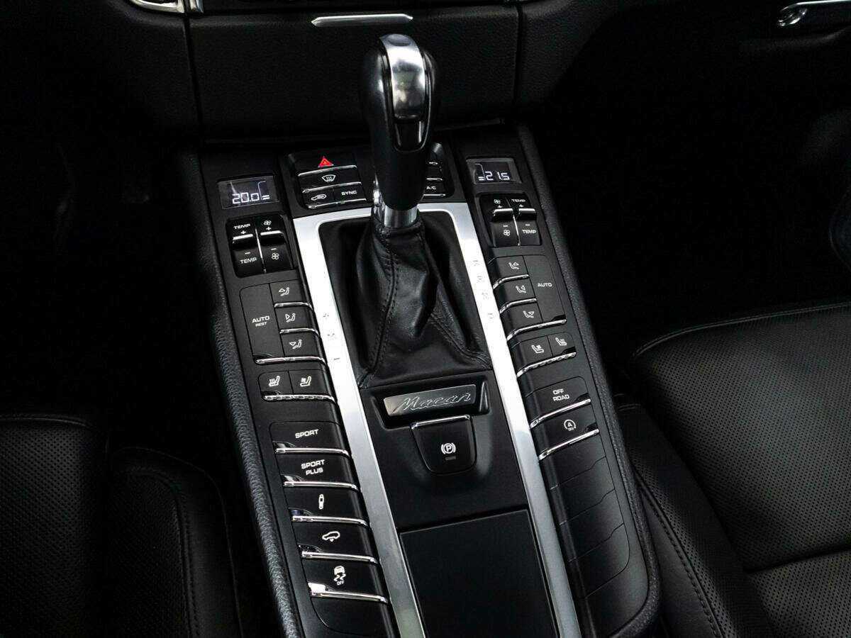 Porsche Macan с пробегом — 2015 год. Фото: #18