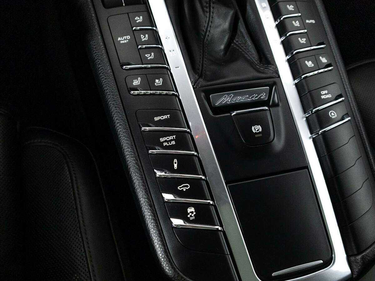 Porsche Macan с пробегом — 2015 год. Фото: #19