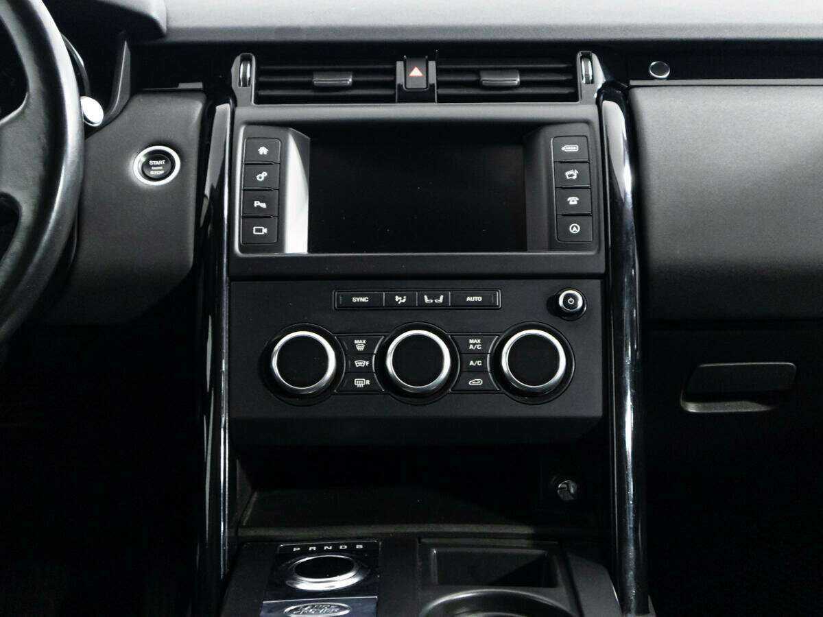 Land Rover Discovery с пробегом — 2017 год. Фото: #13