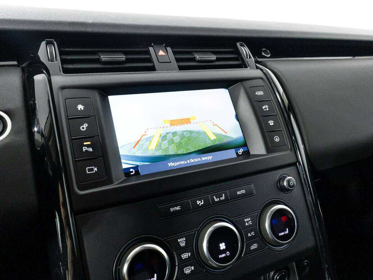 Land Rover Discovery с пробегом — 2017 год. Фото: #17