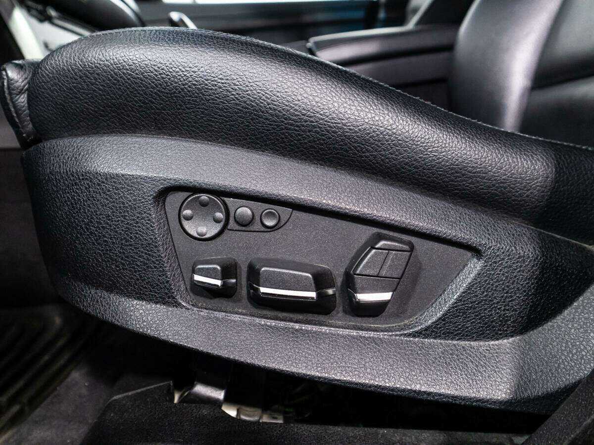 BMW 5 серии с пробегом — 2012 год. Фото: #13