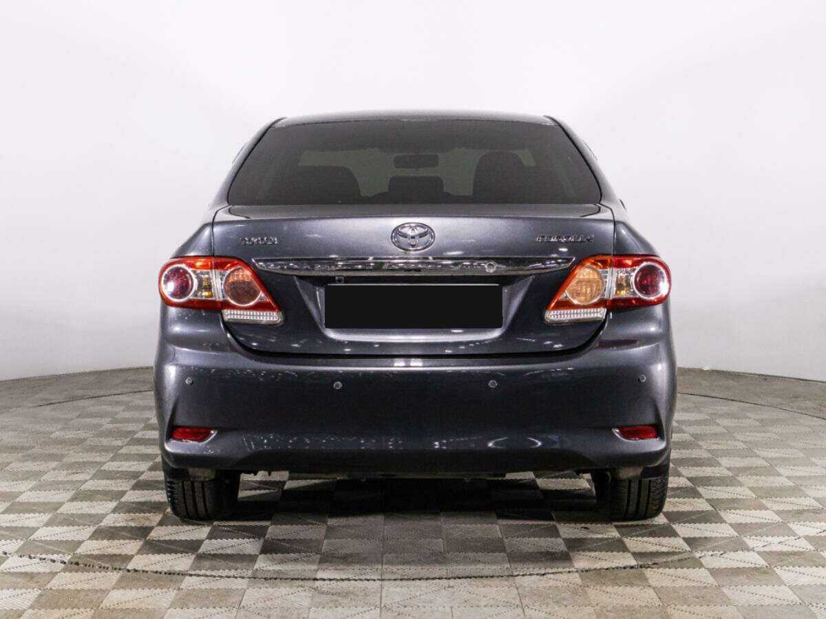 Toyota Corolla с пробегом — 2011 год. Фото: #5