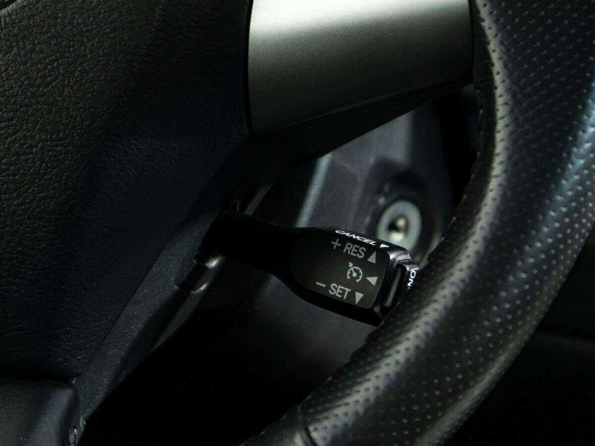 Toyota Corolla с пробегом — 2011 год. Фото: #15