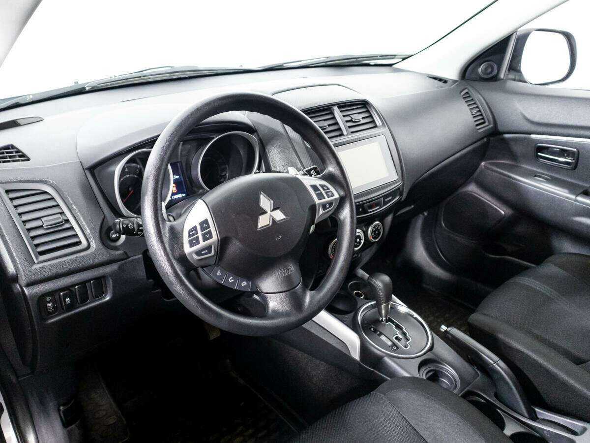 Mitsubishi ASX с пробегом — 2011 год. Фото: #10