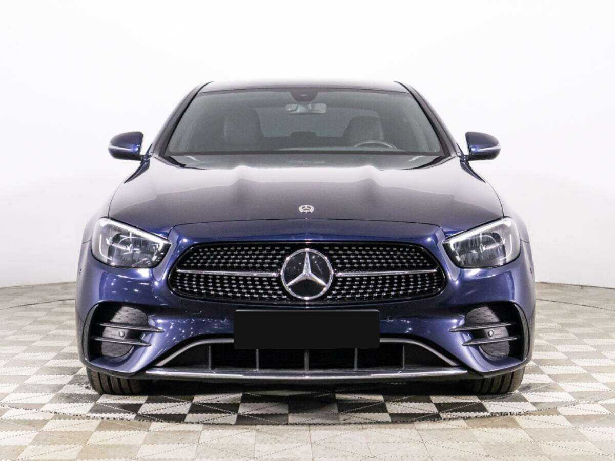 Mercedes-Benz E-Класс с пробегом — 2021 год. Фото: #1