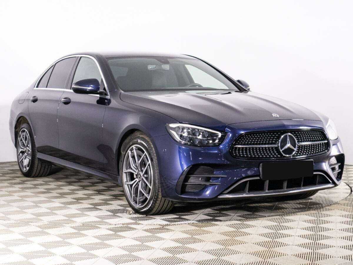 Mercedes-Benz E-Класс с пробегом — 2021 год. Фото: #2