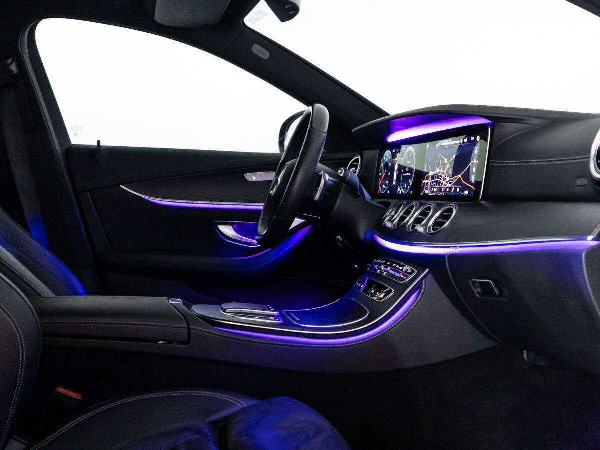 Mercedes-Benz E-Класс с пробегом — 2021 год. Фото: #18