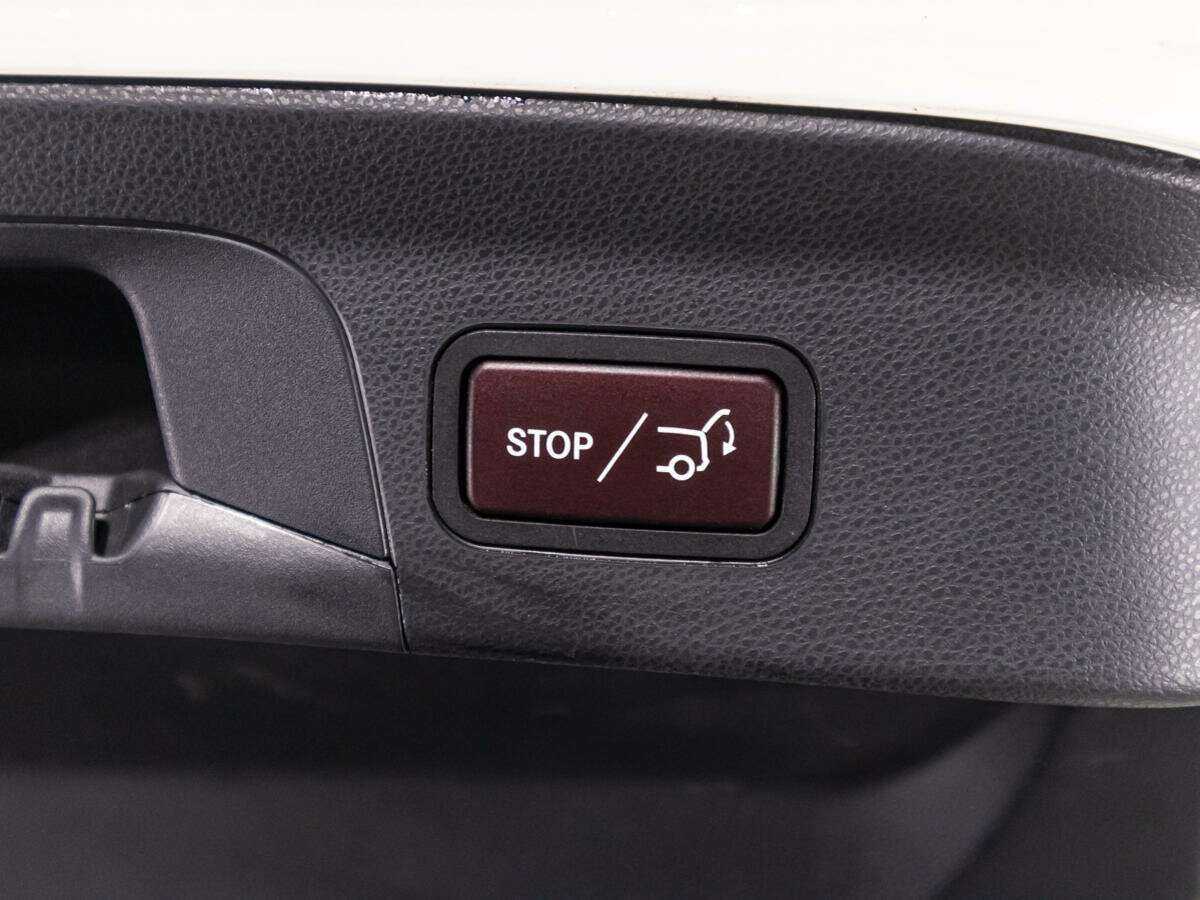 Mercedes-Benz GLC Coupe с пробегом — 2016 год. Фото: #14