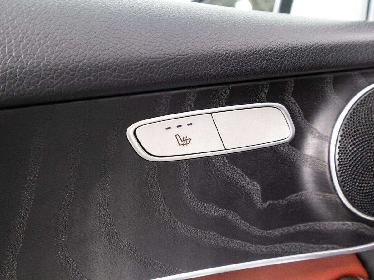 Mercedes-Benz GLC Coupe с пробегом — 2016 год. Фото: #17