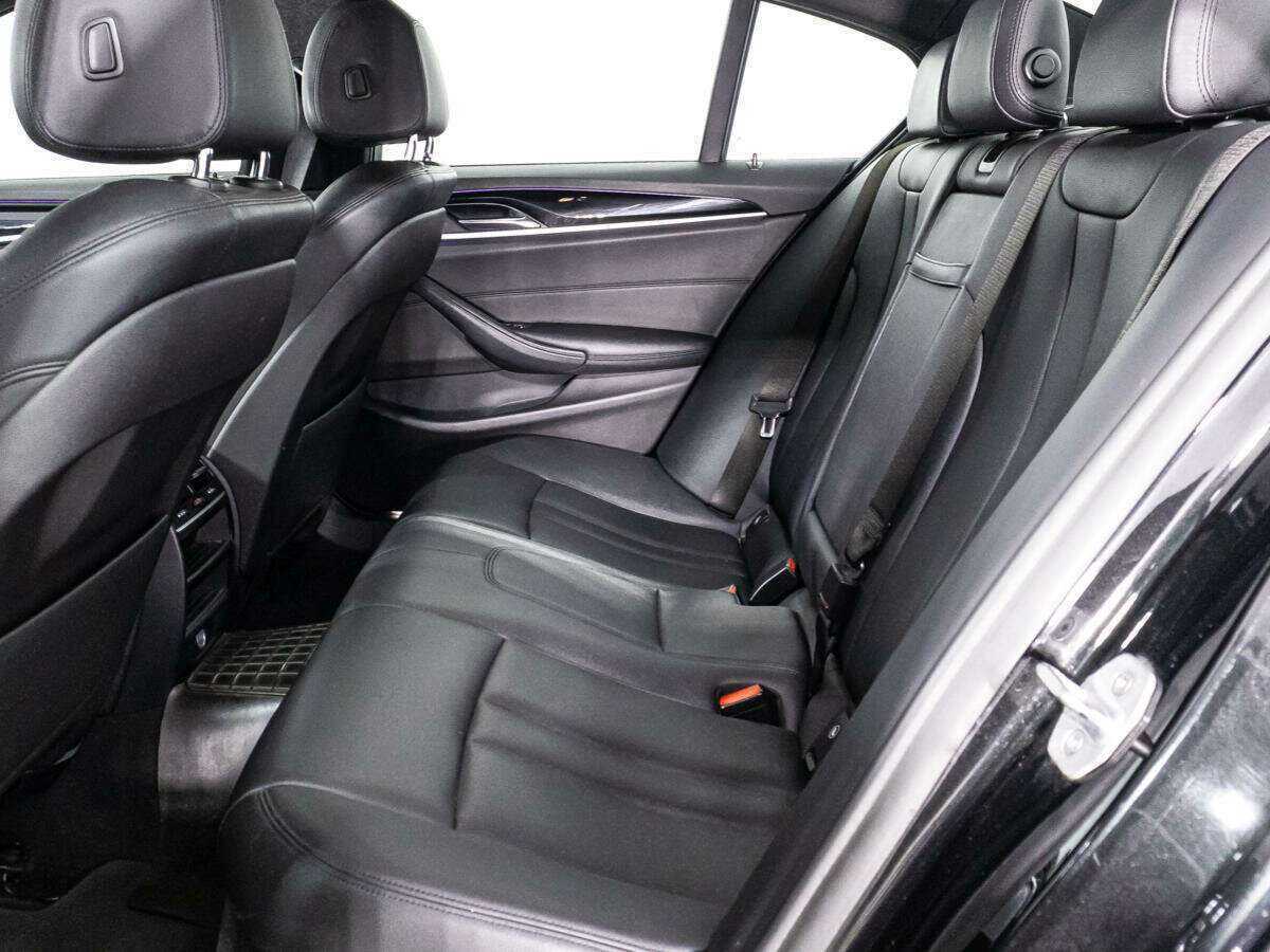 BMW 5 серии с пробегом — 2017 год. Фото: #9