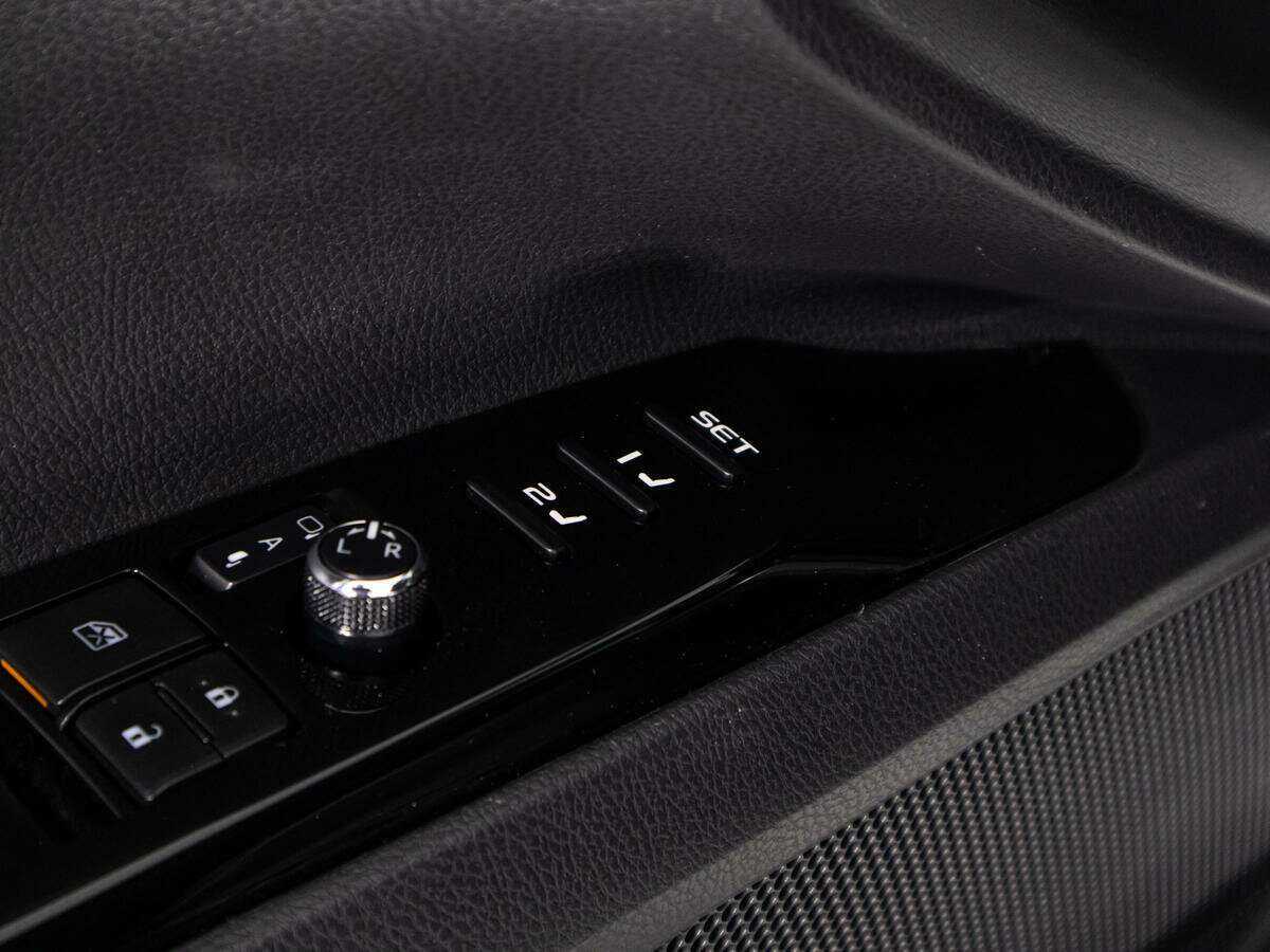 Toyota Camry с пробегом — 2018 год. Фото: #14