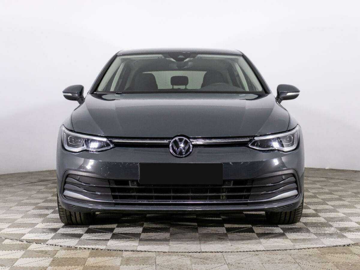 Volkswagen Golf с пробегом — 2021 год. Фото: #1