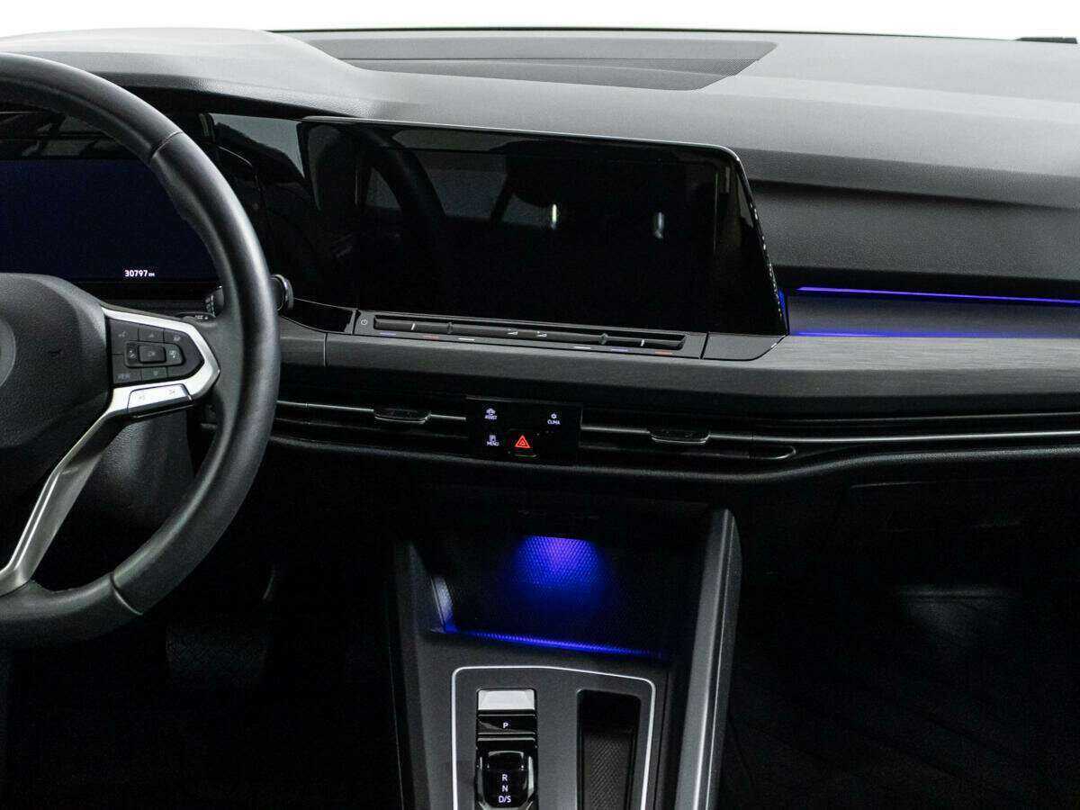 Volkswagen Golf с пробегом — 2021 год. Фото: #13