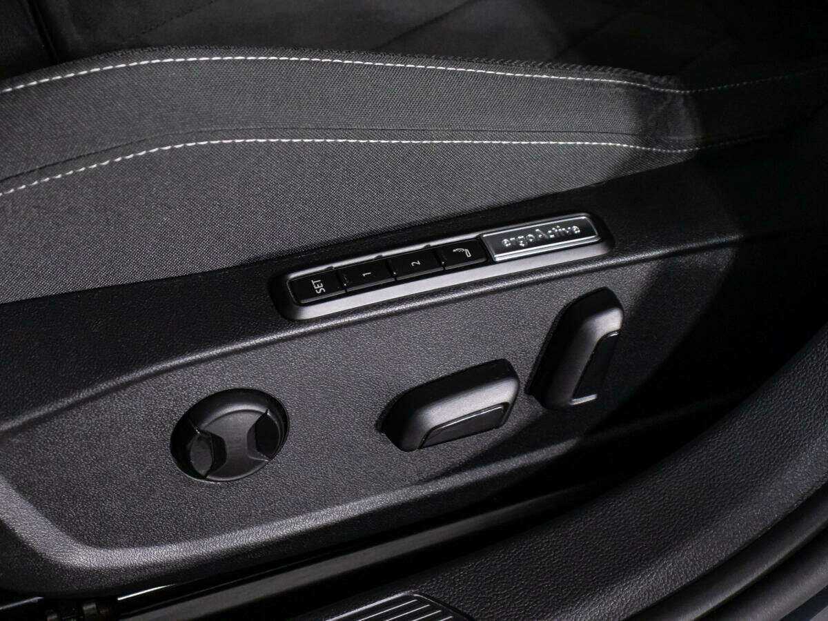 Volkswagen Golf с пробегом — 2021 год. Фото: #14