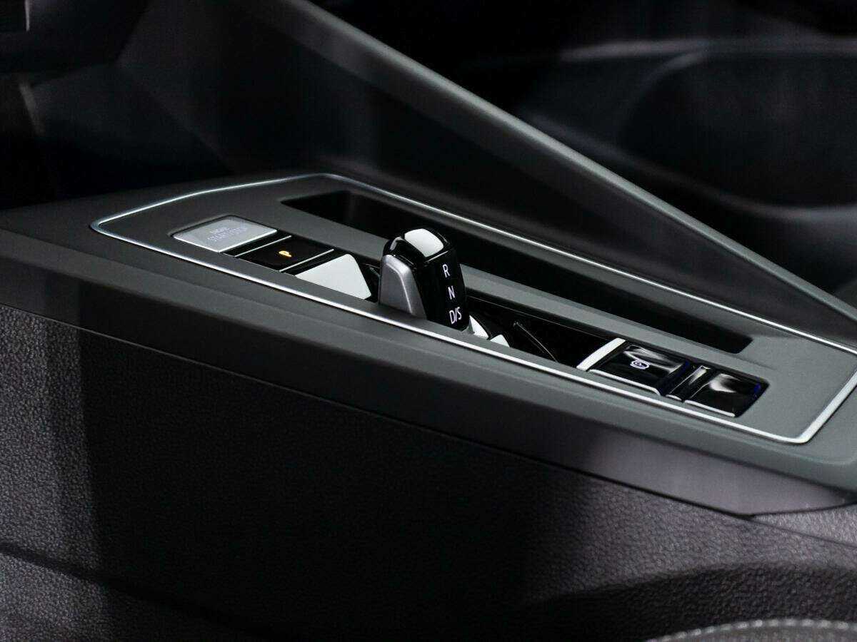 Volkswagen Golf с пробегом — 2021 год. Фото: #16