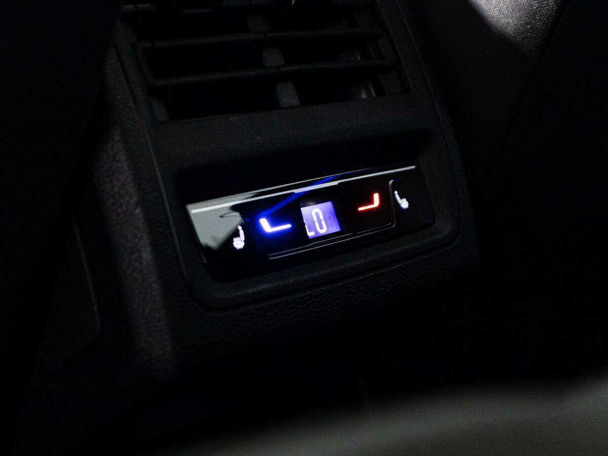 Volkswagen Golf с пробегом — 2021 год. Фото: #19