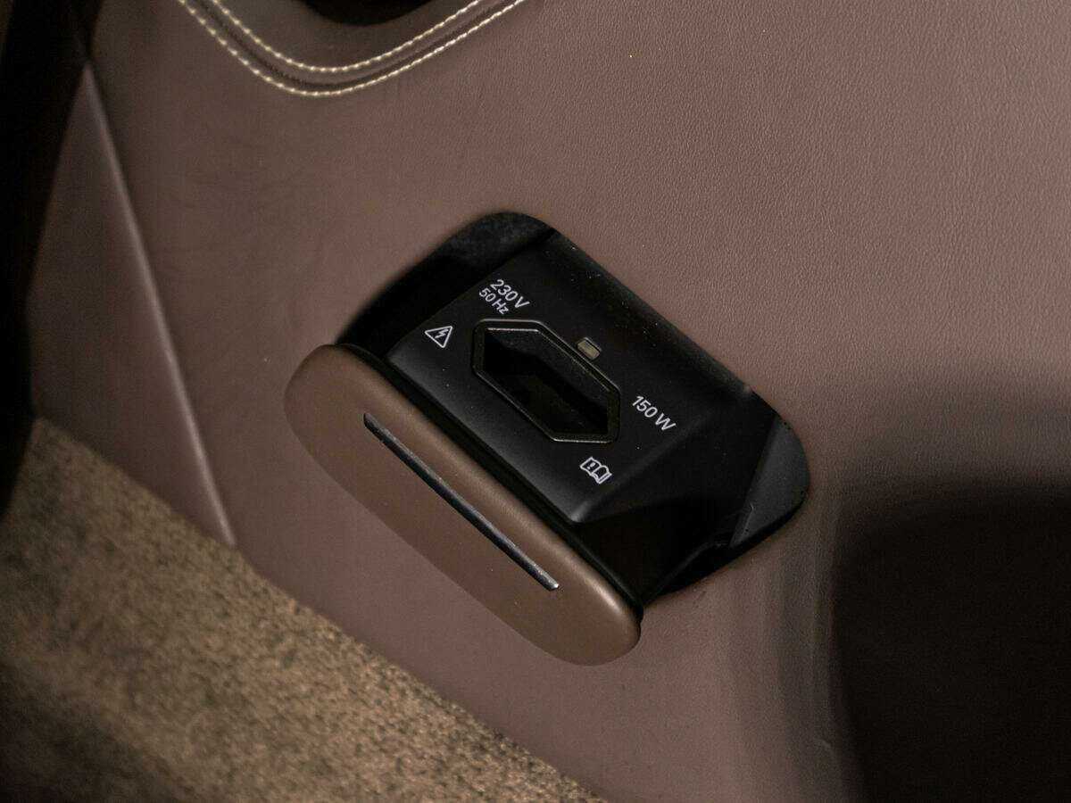 Audi A8 с пробегом — 2014 год. Фото: #15