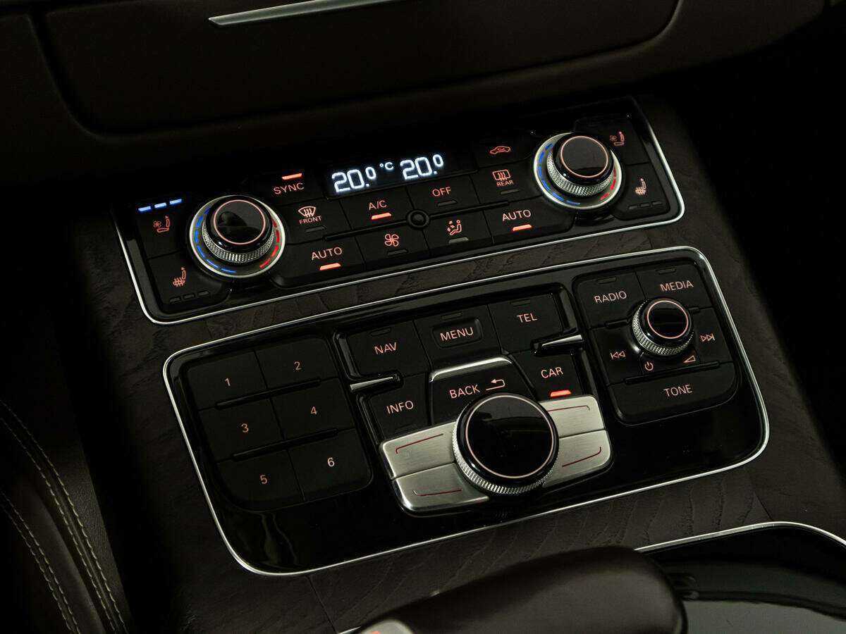 Audi A8 с пробегом — 2014 год. Фото: #27