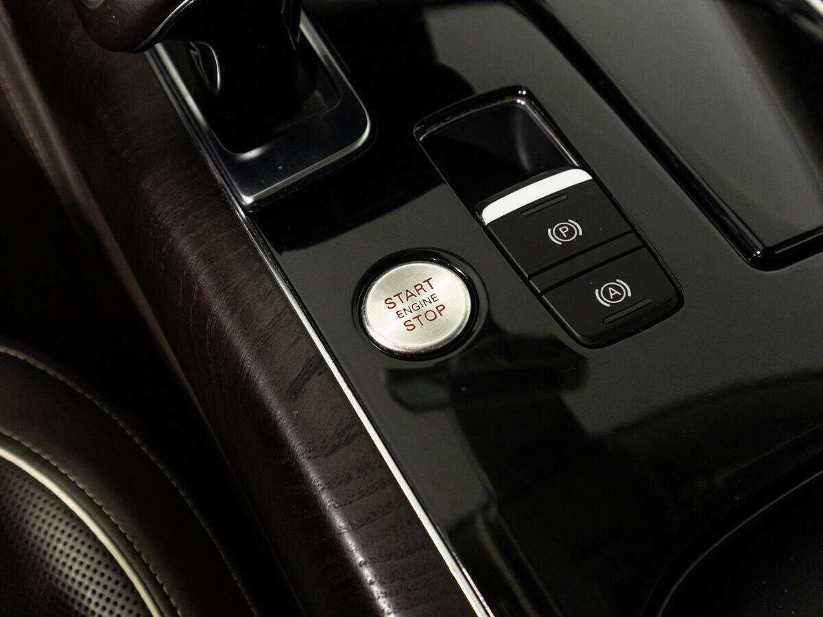 Audi A8 с пробегом — 2014 год. Фото: #29