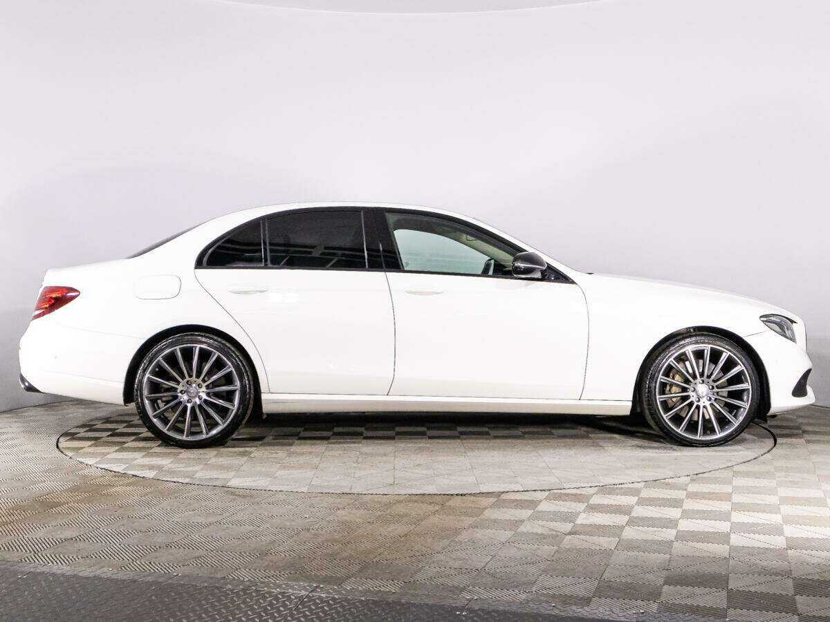 Mercedes-Benz E-Класс с пробегом — 2016 год. Фото: #3