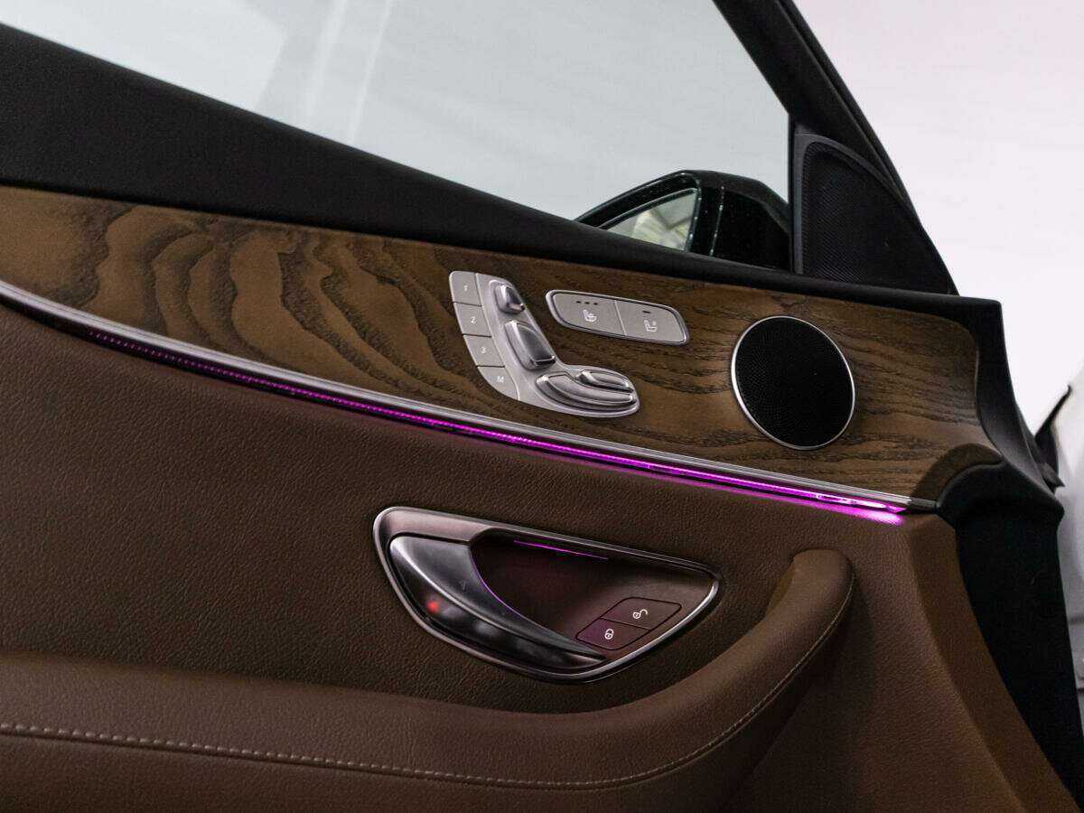 Mercedes-Benz E-Класс с пробегом — 2016 год. Фото: #21