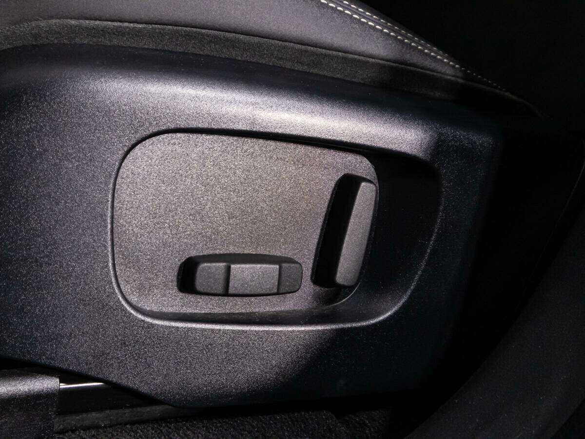 Land Rover Range Rover Velar с пробегом — 2019 год. Фото: #14