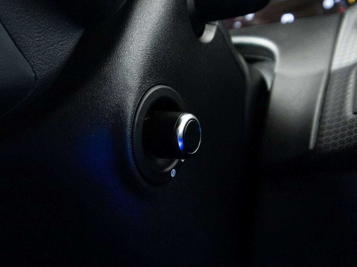 Land Rover Range Rover Velar с пробегом — 2019 год. Фото: #16