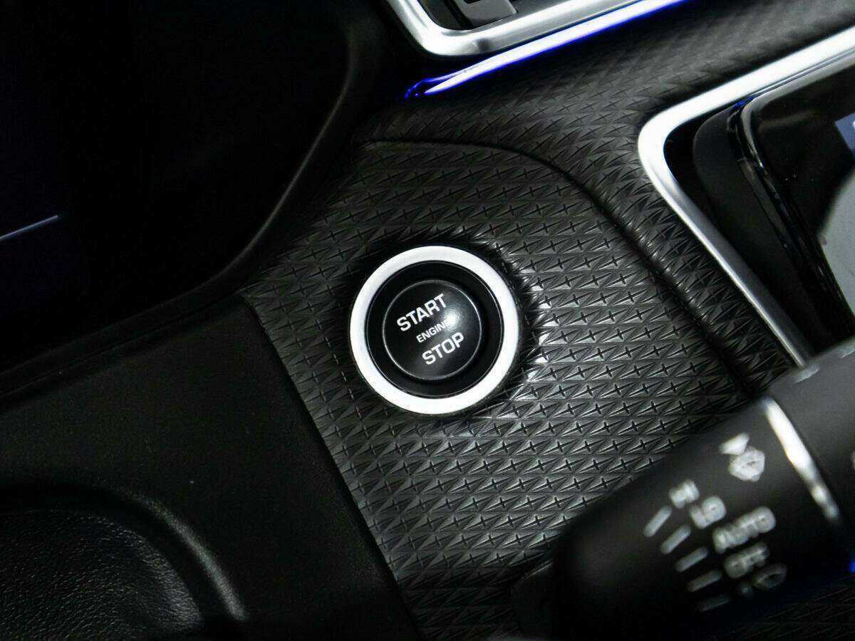 Land Rover Range Rover Velar с пробегом — 2019 год. Фото: #18