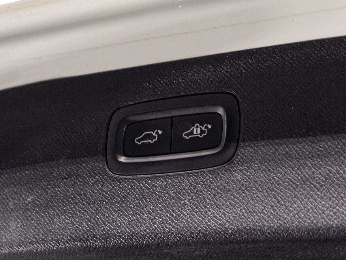 Volvo XC90 с пробегом — 2018 год. Фото: #24