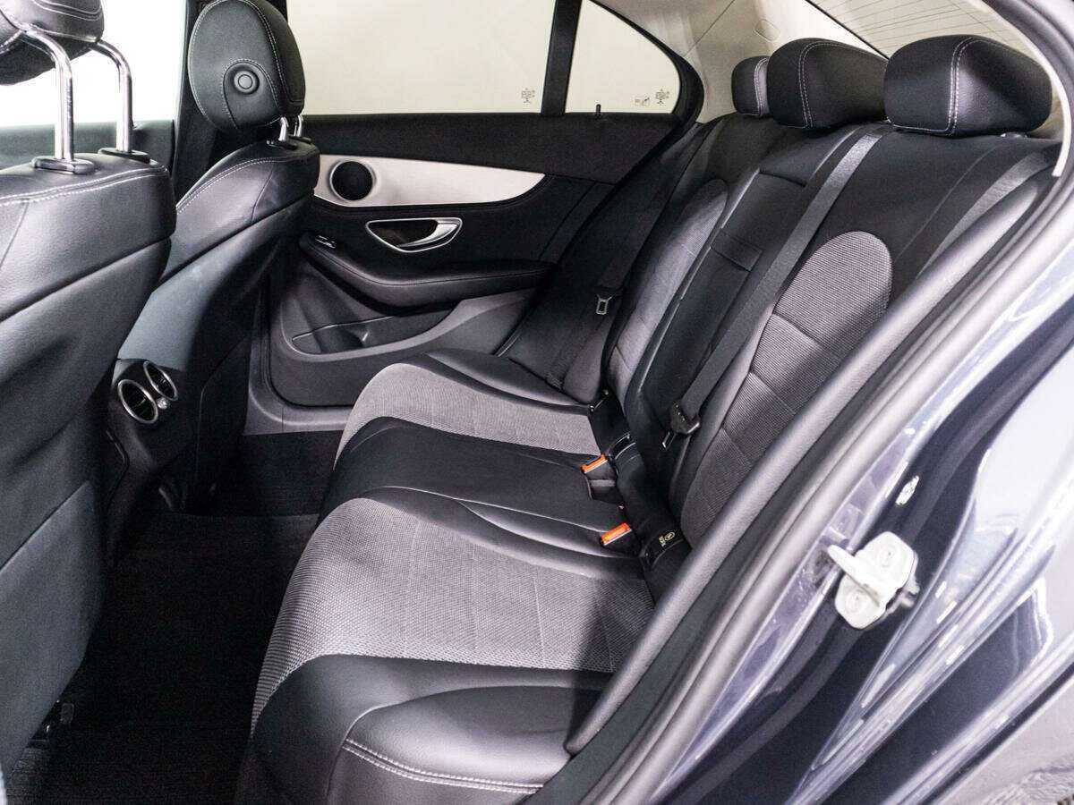 Mercedes-Benz C-Класс с пробегом — 2015 год. Фото: #9