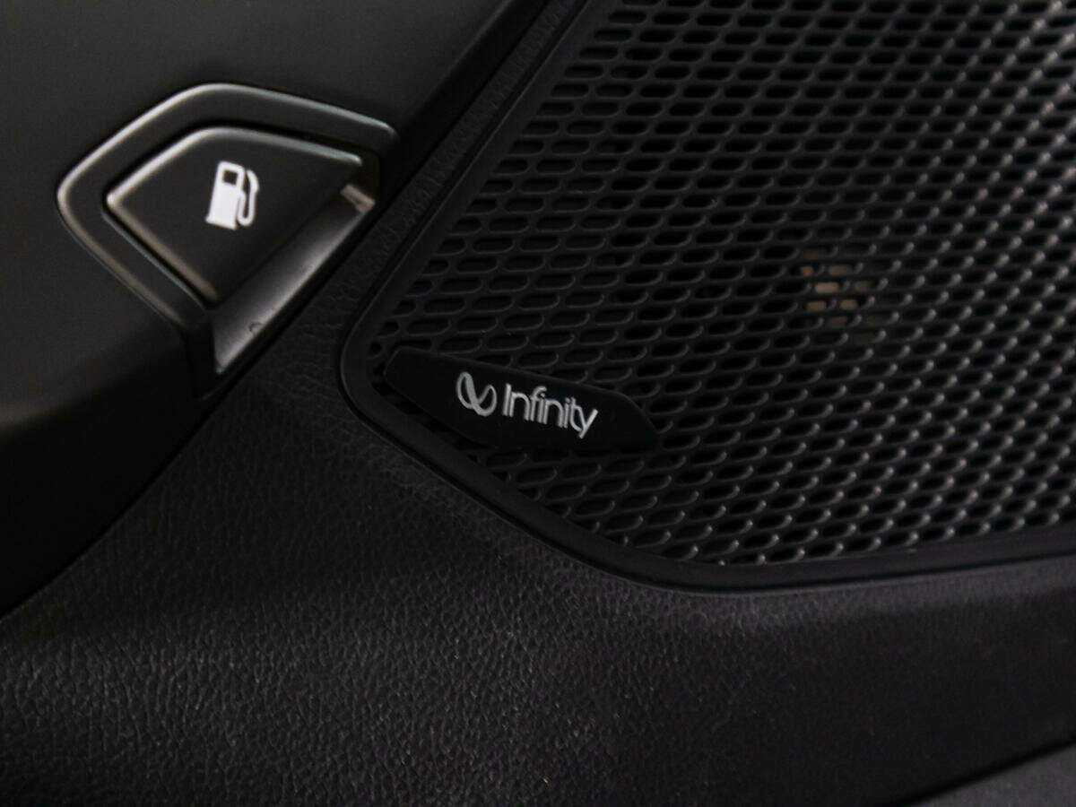 Hyundai Santa Fe с пробегом — 2017 год. Фото: #15