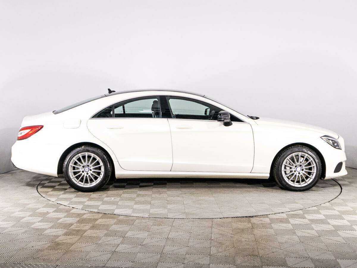 Mercedes-Benz CLS с пробегом — 2016 год. Фото: #3