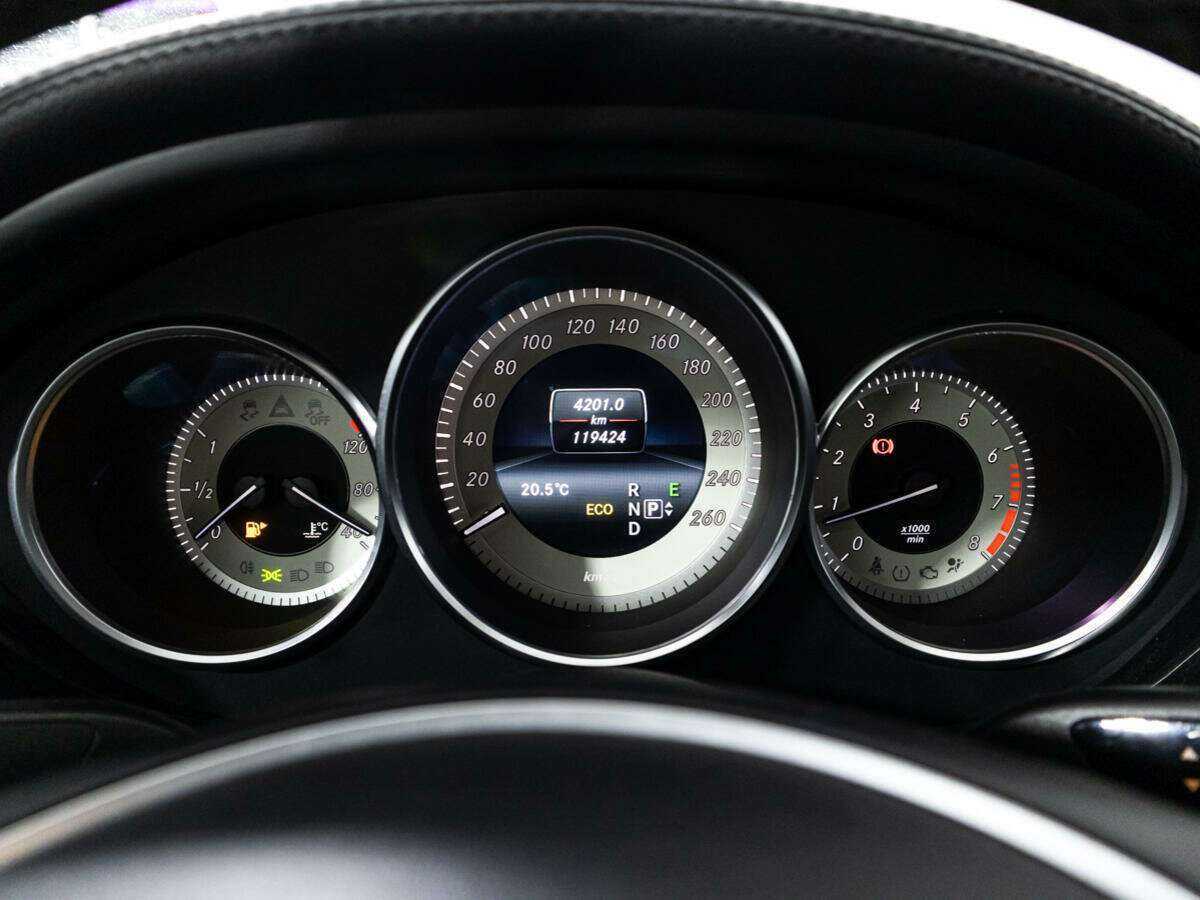 Mercedes-Benz CLS с пробегом — 2016 год. Фото: #11