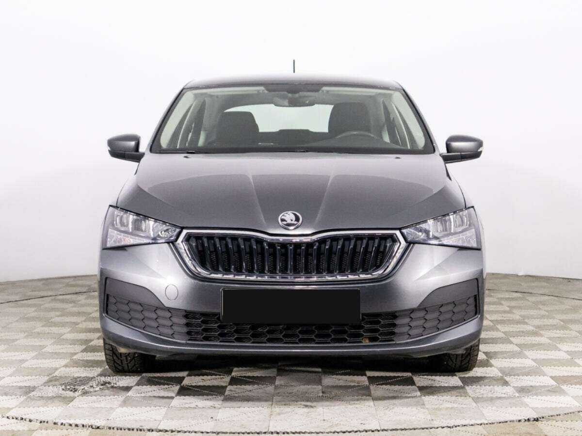 Skoda Rapid с пробегом — 2021 год. Фото: #1