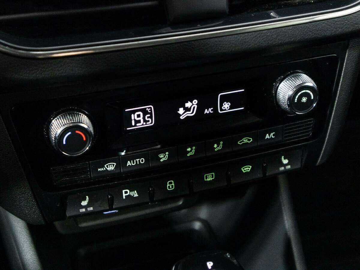 Skoda Rapid с пробегом — 2020 год. Фото: #15