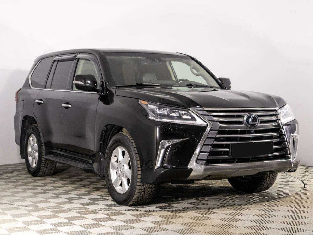 Lexus LX с пробегом — 2016 год. Фото: #2