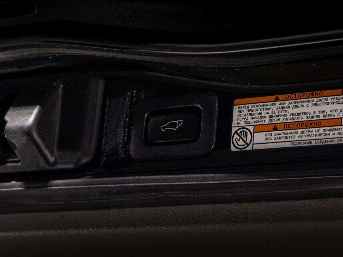 Lexus LX с пробегом — 2016 год. Фото: #14