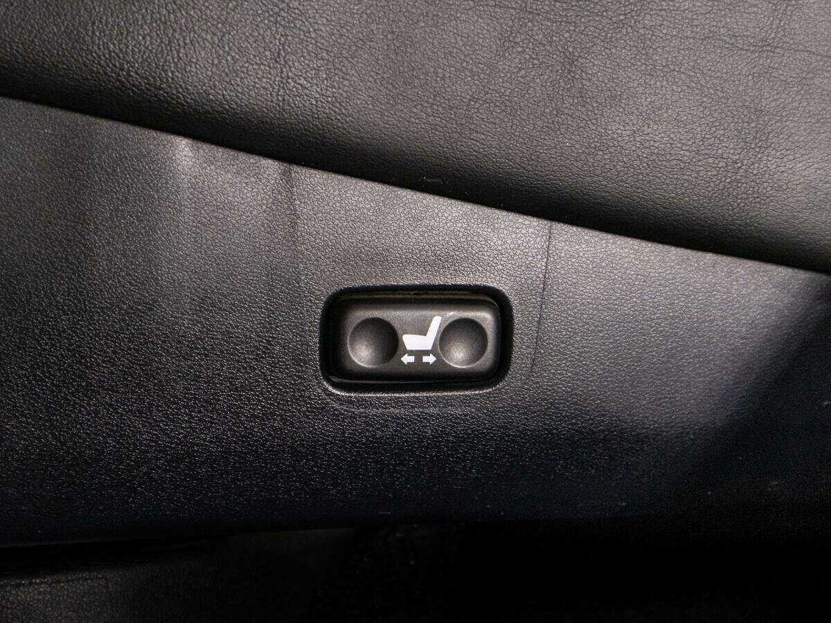 Lexus LX с пробегом — 2016 год. Фото: #23