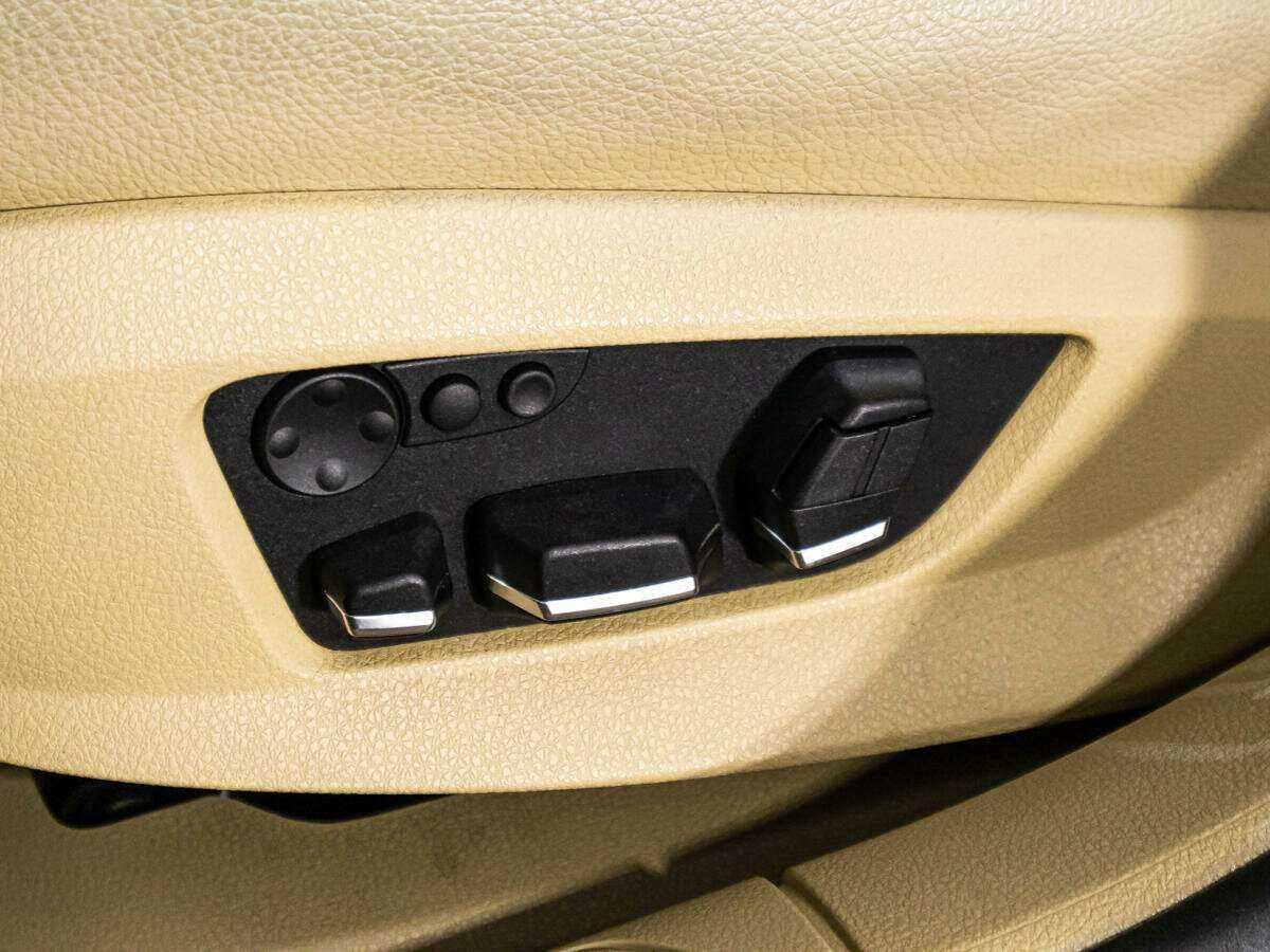 BMW 7 серии с пробегом — 2011 год. Фото: #15