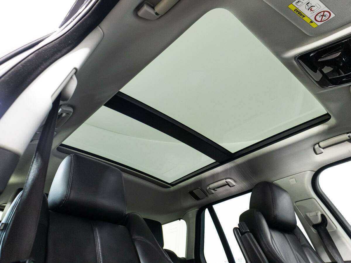 Land Rover Range Rover с пробегом — 2014 год. Фото: #24