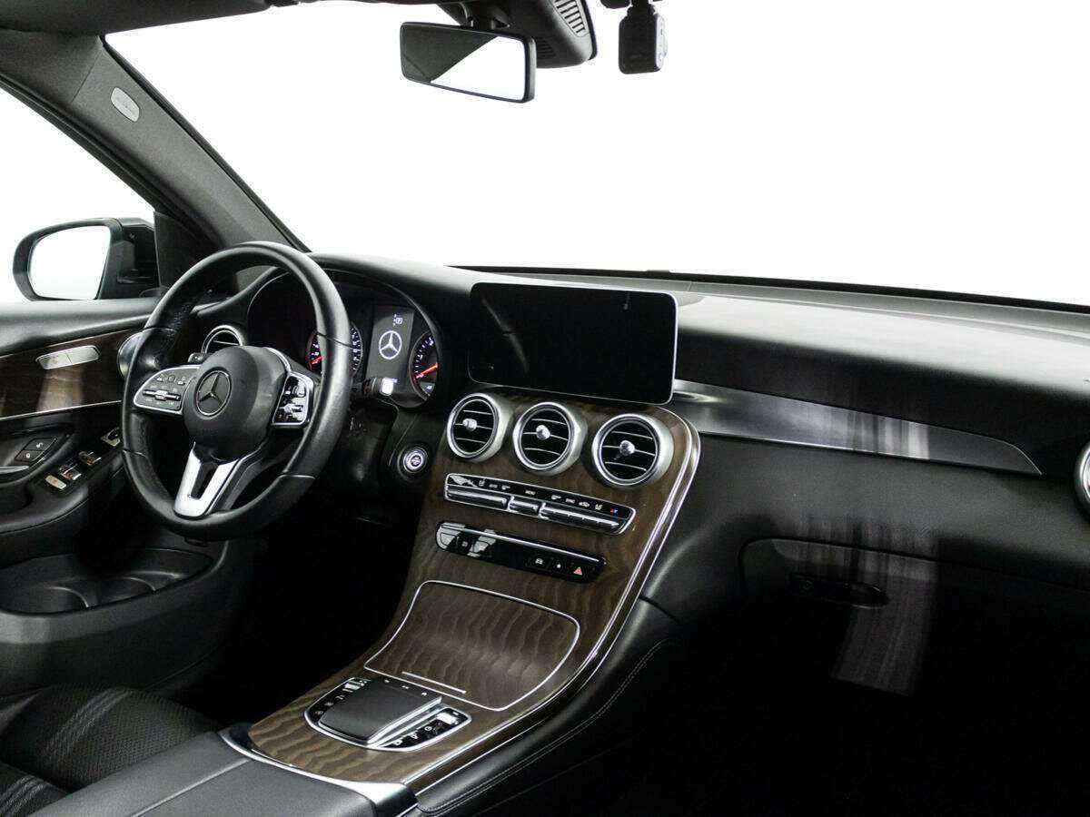Mercedes-Benz GLC с пробегом — 2019 год. Фото: #8