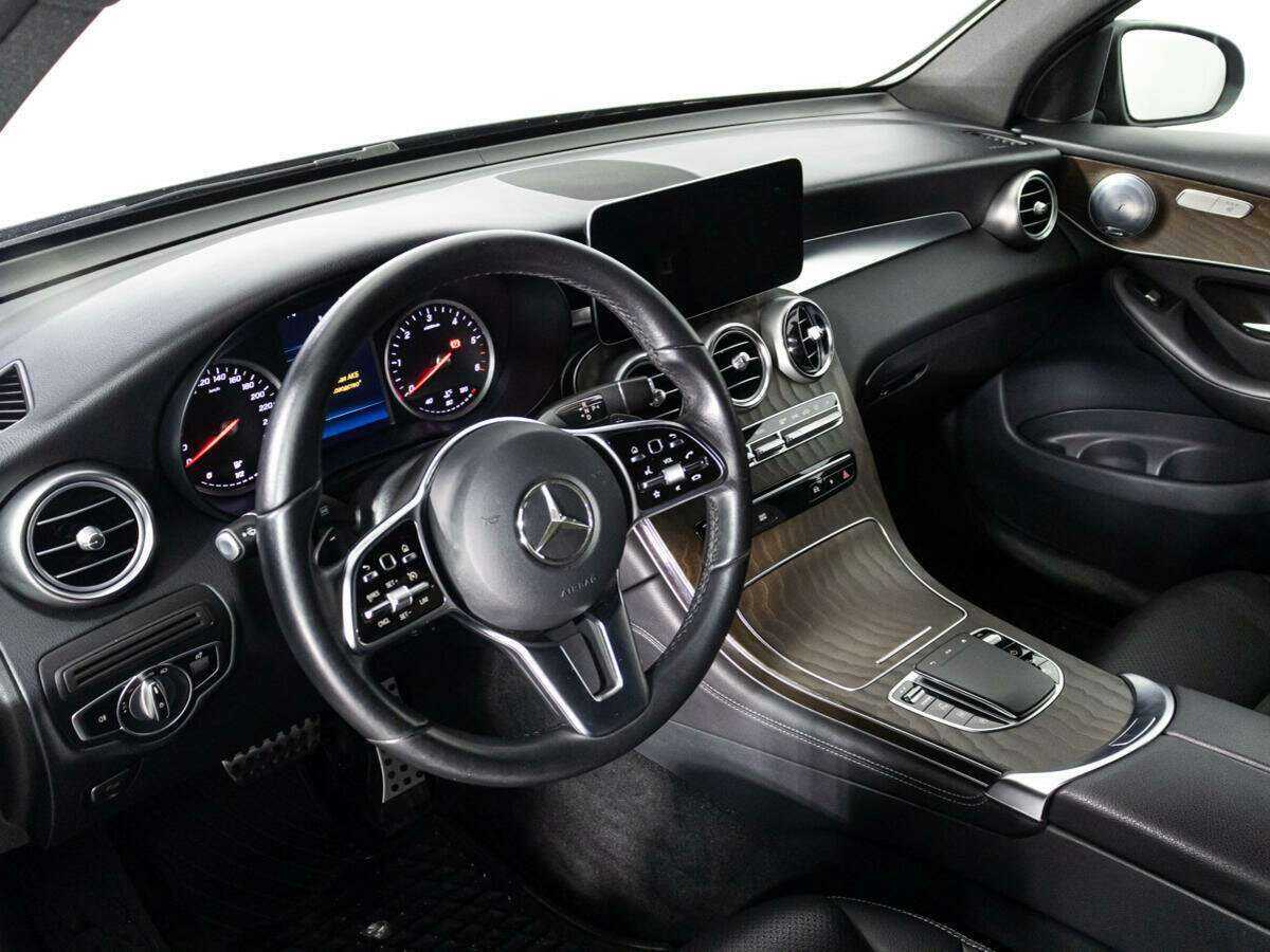 Mercedes-Benz GLC с пробегом — 2019 год. Фото: #10