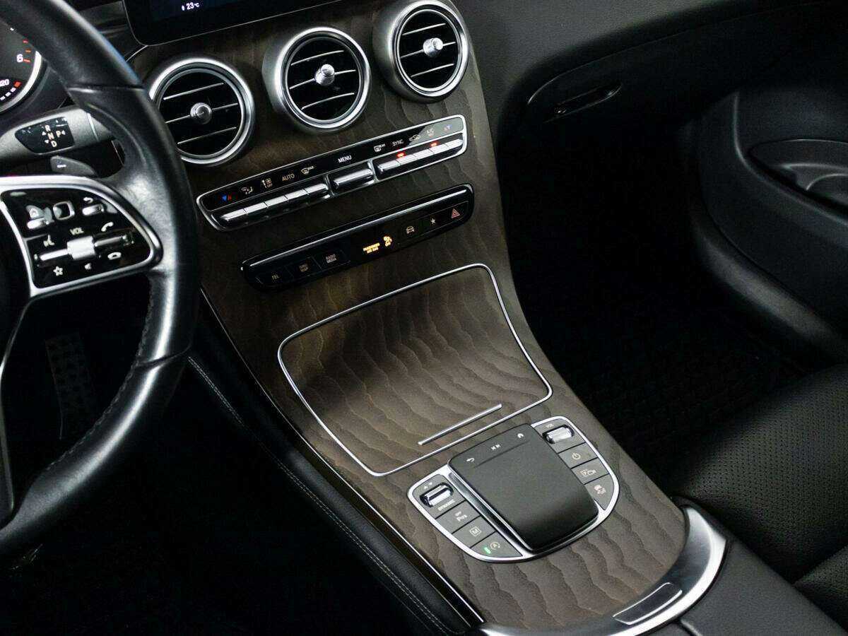 Mercedes-Benz GLC с пробегом — 2019 год. Фото: #16