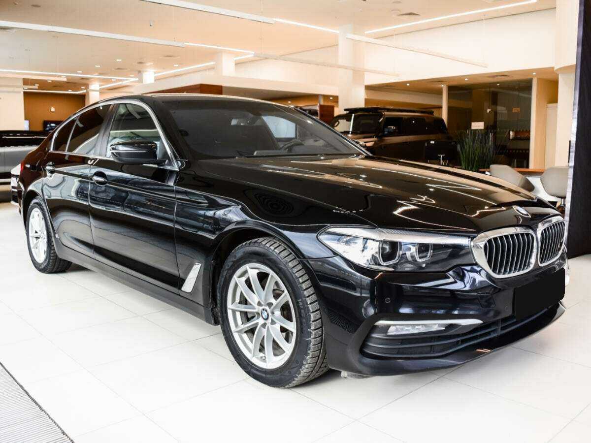 BMW 5 серии с пробегом — 2018 год. Фото: #2