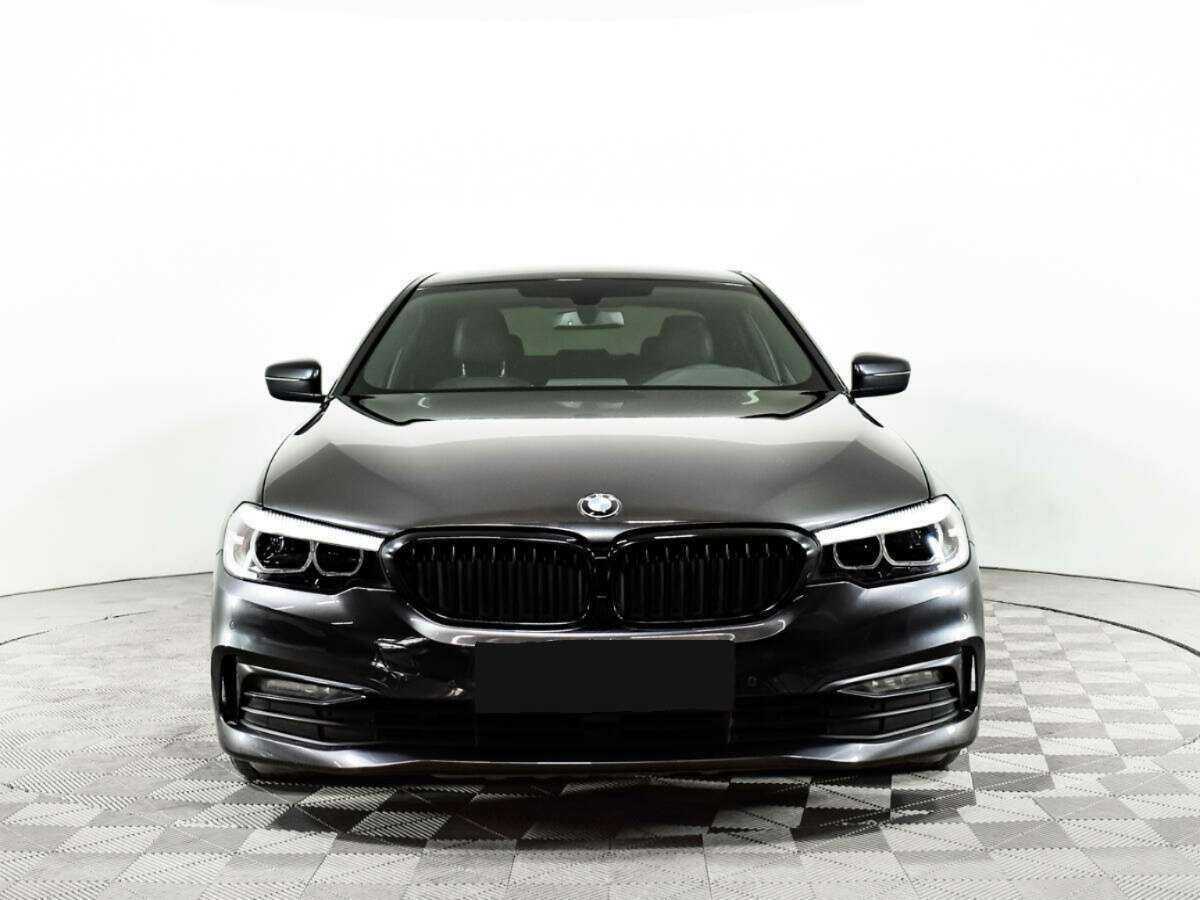 BMW 5 серии с пробегом — 2019 год. Фото: #1
