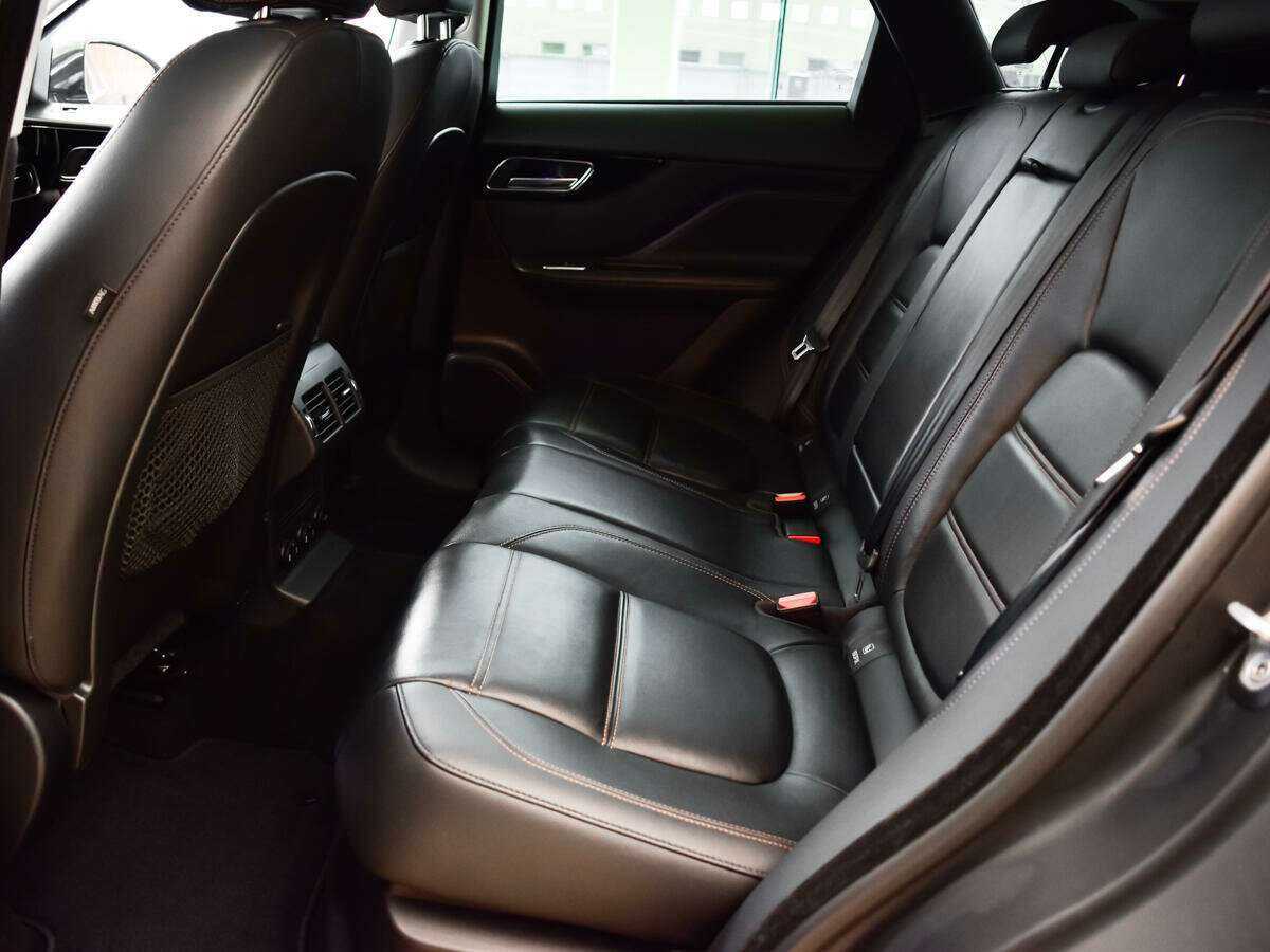 Jaguar F-Pace с пробегом — 2017 год. Фото: #7