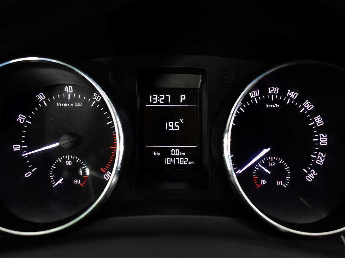 Skoda Yeti с пробегом — 2014 год. Фото: #10