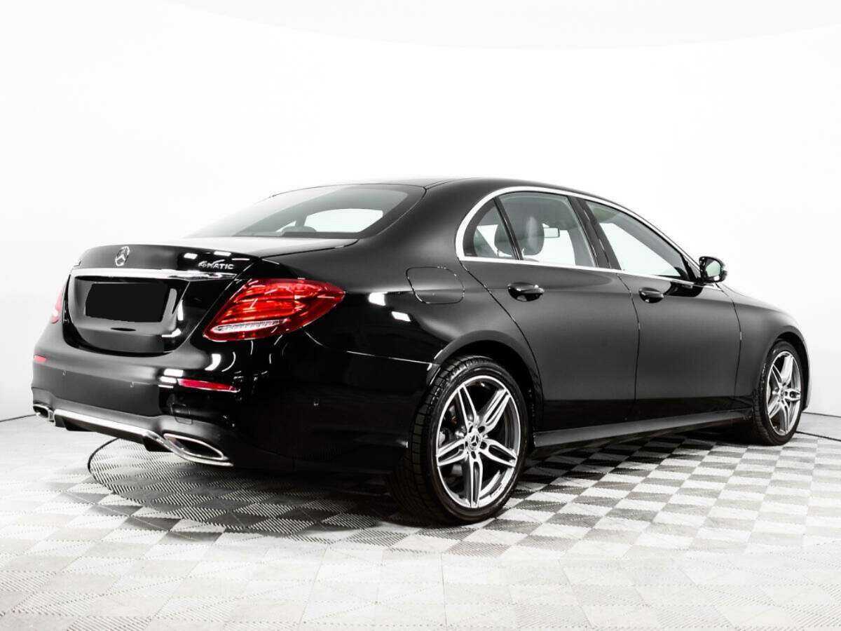 Mercedes-Benz E-Класс с пробегом — 2019 год. Фото: #4