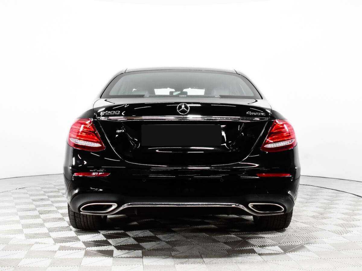 Mercedes-Benz E-Класс с пробегом — 2019 год. Фото: #5